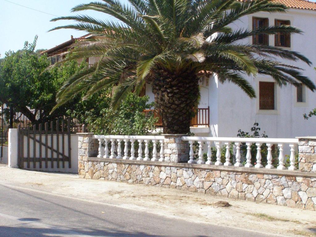 To Ktima Tis Matinas Hotel Stafylos Exterior foto