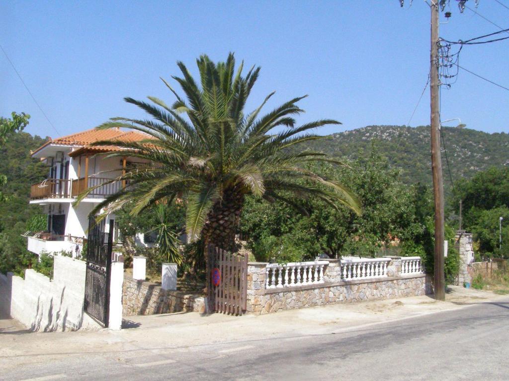 To Ktima Tis Matinas Hotel Stafylos Exterior foto