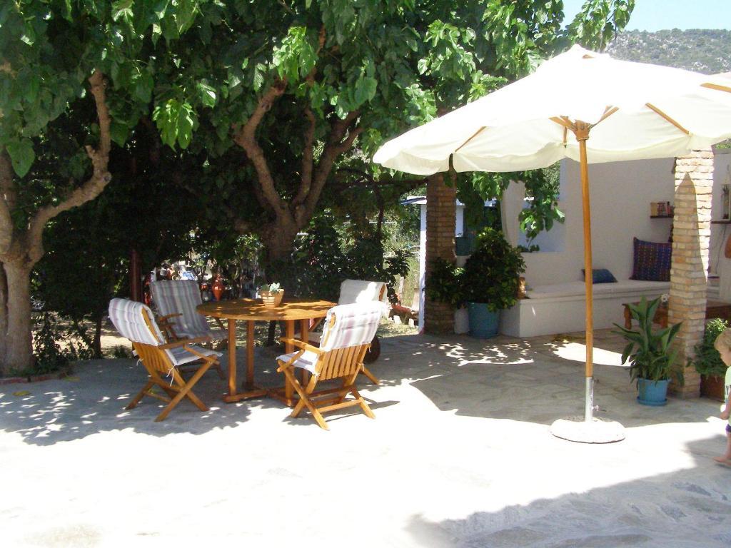 To Ktima Tis Matinas Hotel Stafylos Exterior foto